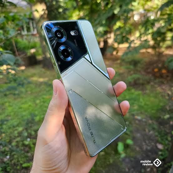 Продам Tecno pova 5