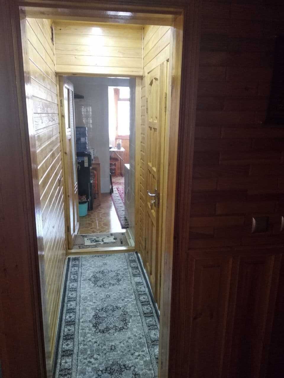 Продам 3-х переделанная 4х комнатную квартиру в Мирзо-Улугбекском р-не