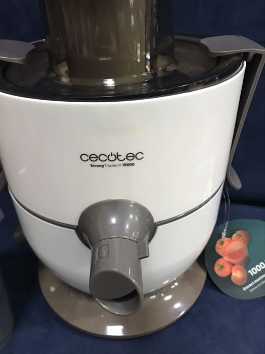 Сокоизтисквачка  Cecotec