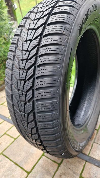 Anvelopa iarna 215 60 R 17 Hankook 2024