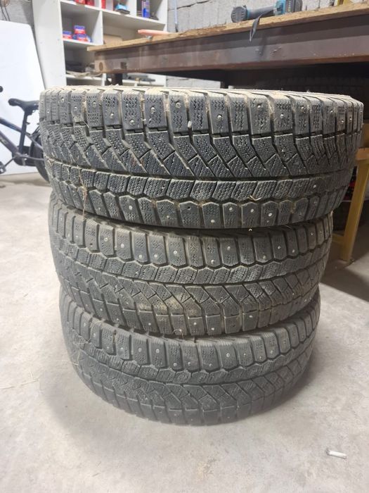 Қыстық балондар 215/55R17