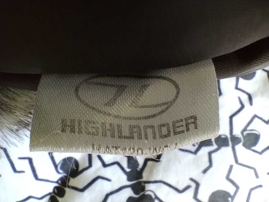 Зимна шапка ушанка Highlander и ръкавици "W+R")