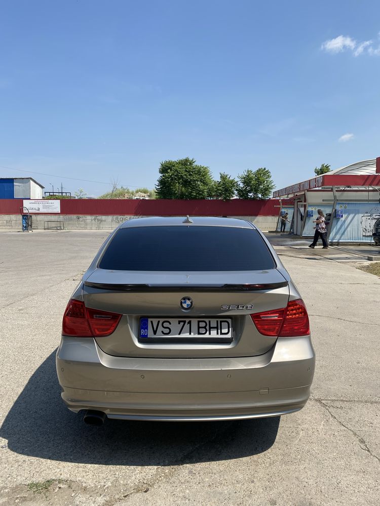 BMW E90 320d X-drive manual 2009