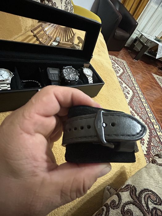 Vand colectie de ceasuri