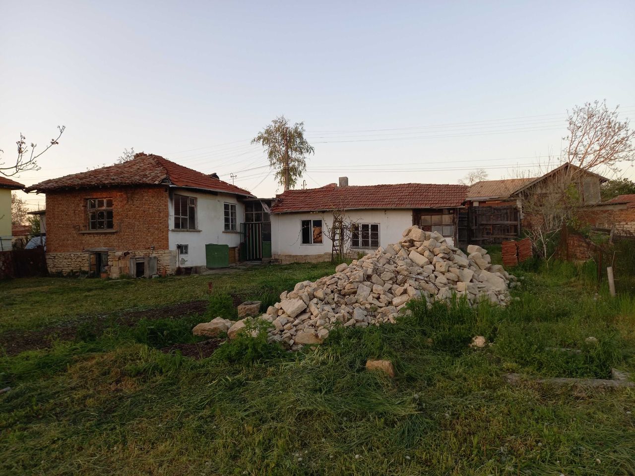 Продава се Къща в Разград, Освобождение - 100 кв.м за 383 €/кв.м - Снимка #2
