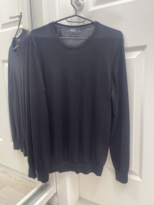 Pulovere  Hugo Boss si Liu Jo din lana virgina