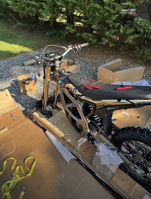 Нов Surron Ultra Bee 21kW