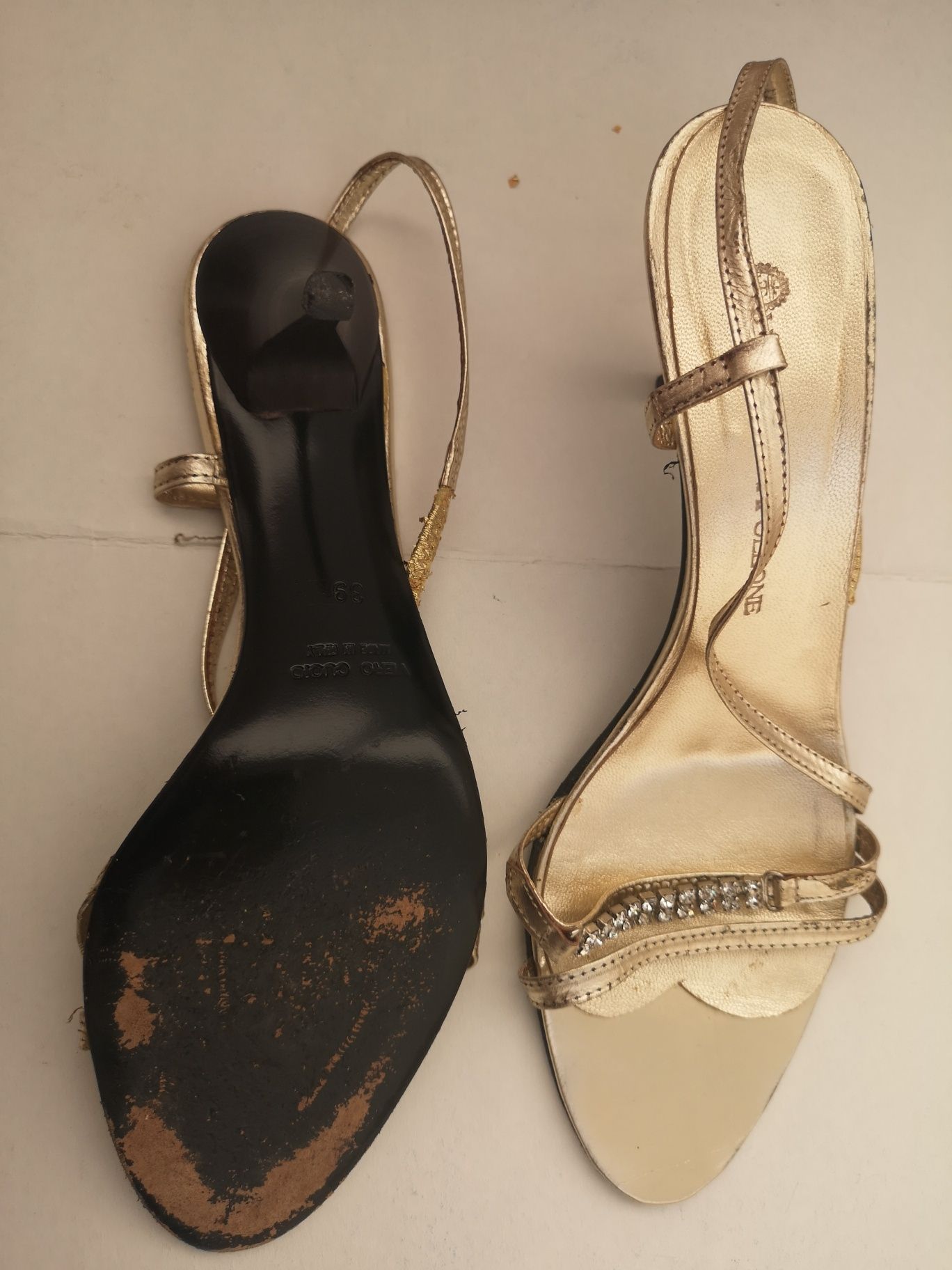 Sandale aurii, mărimea 39, Via Montenapoleone