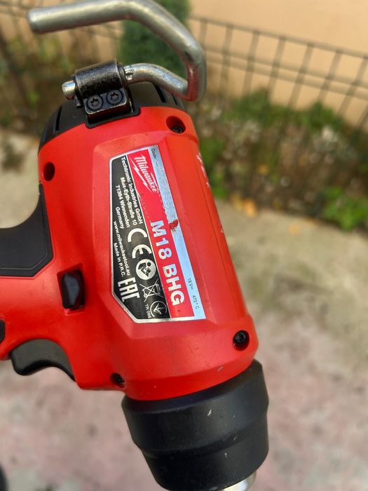 Suflanta aer cald Milwaukee M18 BHG