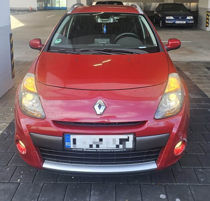 Vând Renault Clio anul 2010  Motor 1,5 DCI, 86 CP, Euro 4