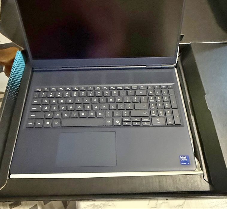 Laptop Dell Alienware 16X Aurora