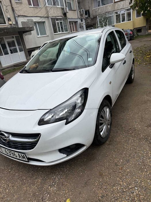 Продавам Опел Корса