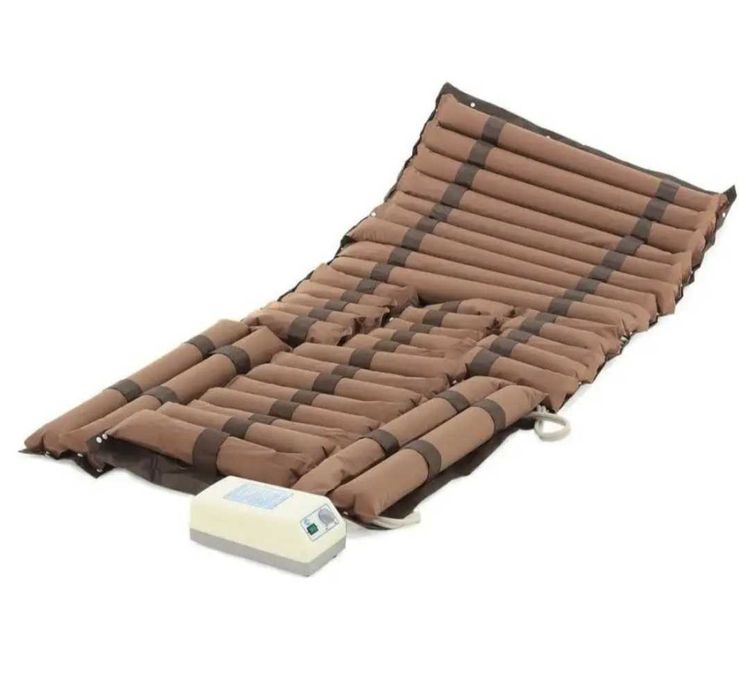 противопролежнеый трубчатый матрас с отверстием для судна