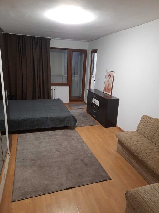 Дава се под наем Тристаен апартамент в София, Левски Г - 90 кв.м за 500 € - Снимка #2