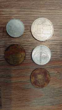 Vând monezi vechi pentru colecționari