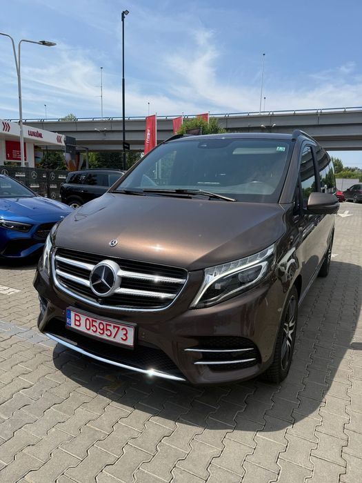 Mercedes-Benz V Mercedes V250 d 4MATIC Long AMG Line Exclusive Night Pack Full option