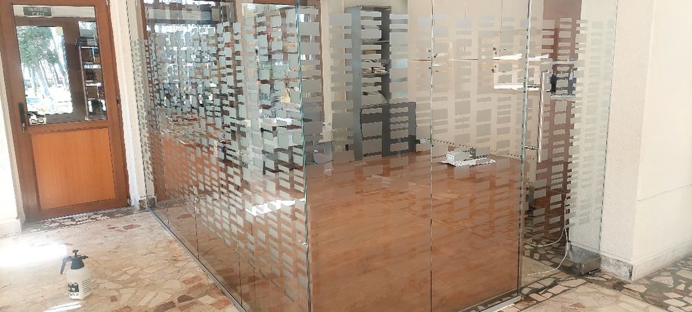 Reclama luminoasa, litere volumetrice, bannere