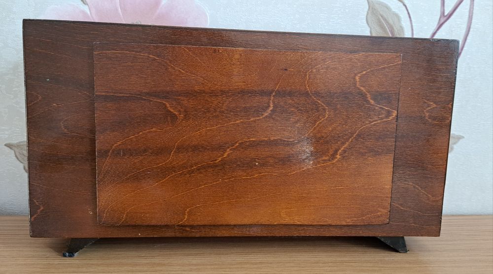 Часы механические Весна с боем, ретро