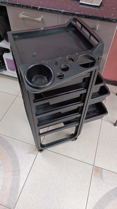 Продаю помощник для парикмахера