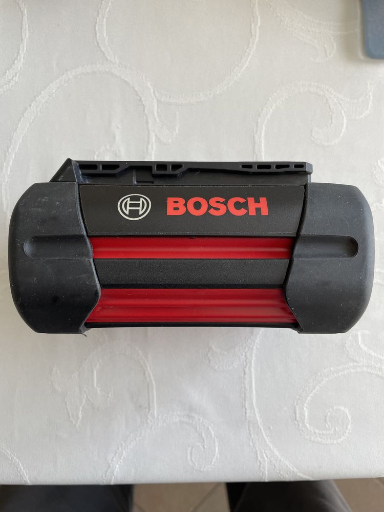 Нова Акумулаторна батерия Bosch  36V 2,6.0Ah H-C Professional