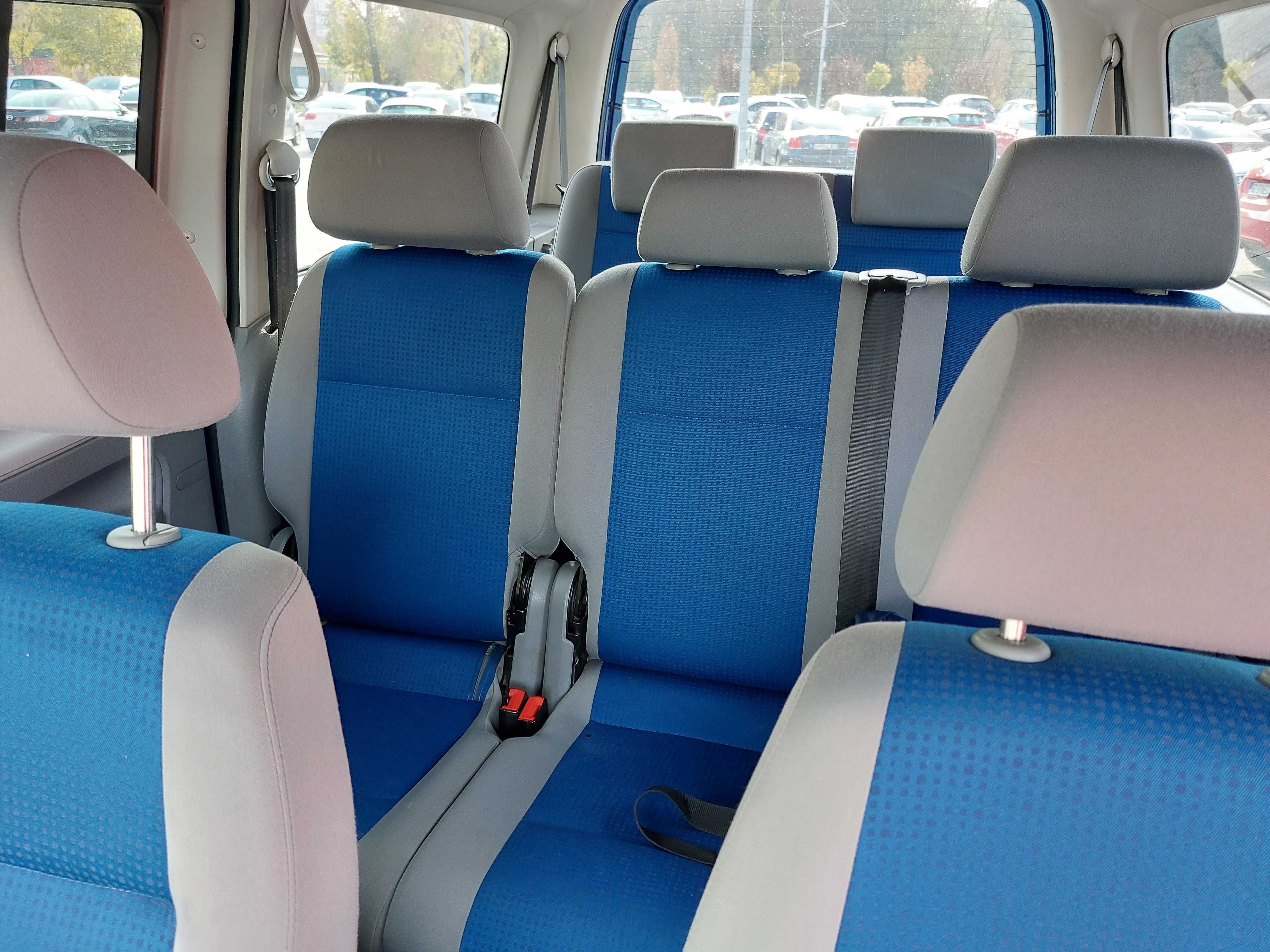 Volkswagen Caddy Maxi TEAM 2.0 tdi 7 locuri