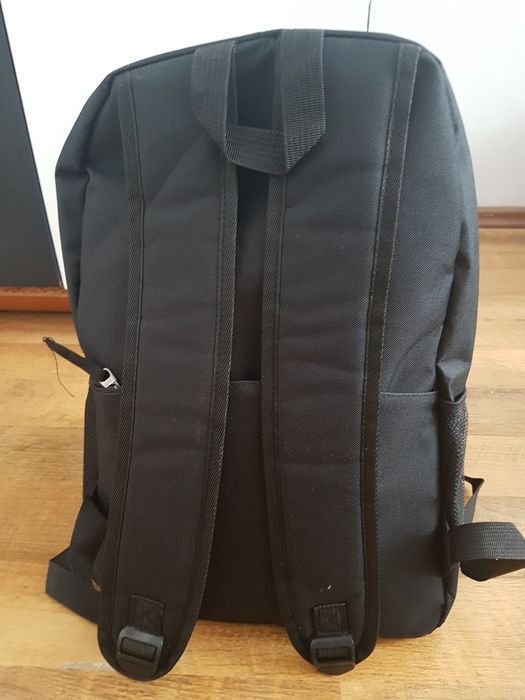Ghiozdan/rucsac/geanta laptop/cadou anime Attack on Titan