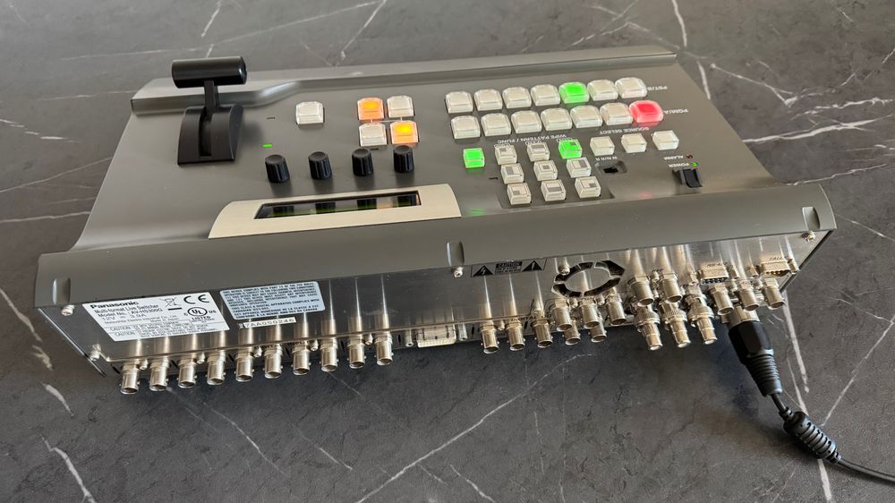 Mixer Video Televiziune Panasonic AV-HS300, 7Ch, SDI