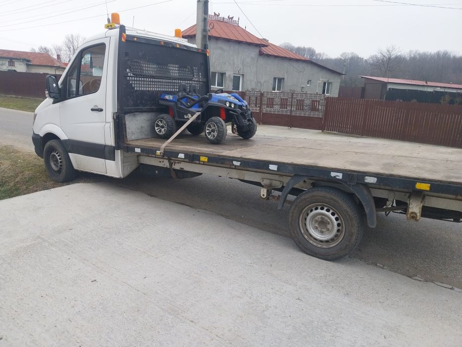 Vând Mercedes Sprinter