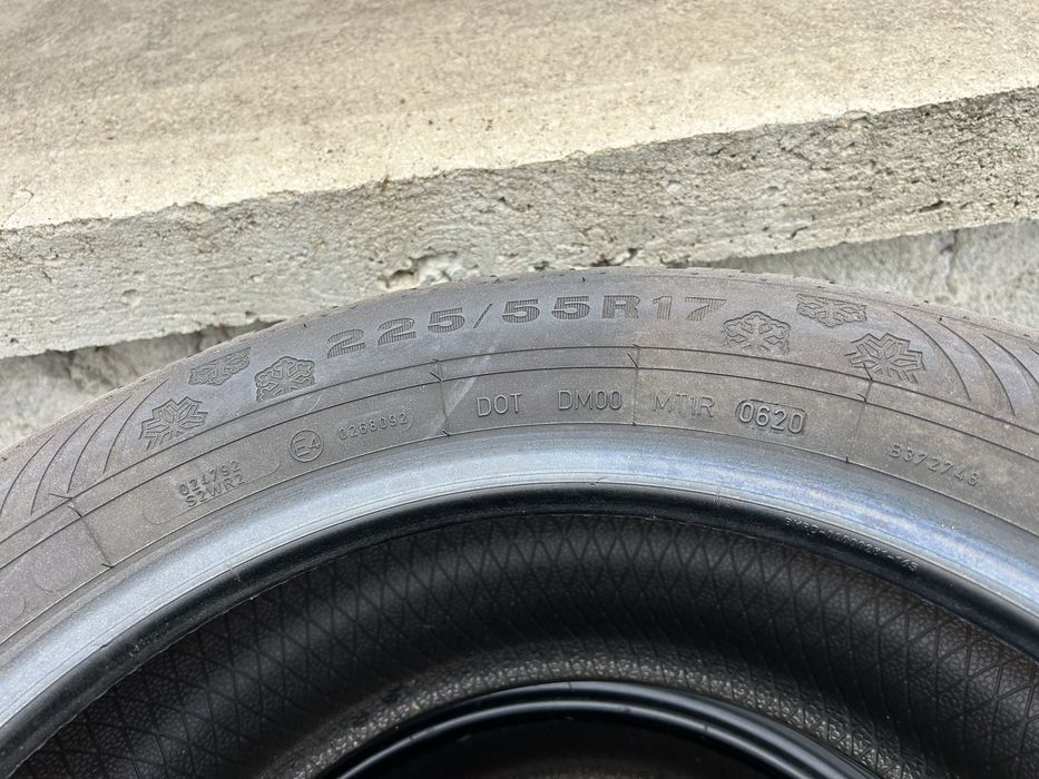 4 зимни гуми dunlop 225 55 17