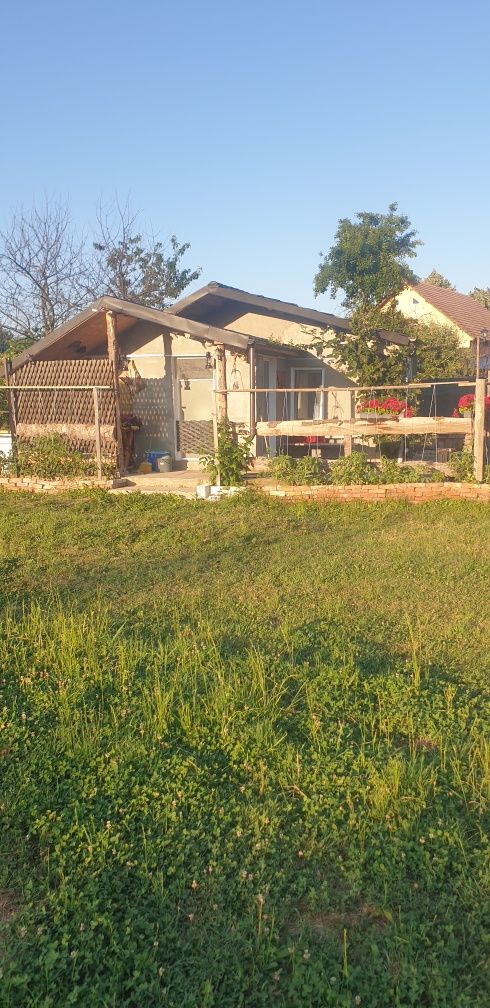 casa vacantă aproape de Pitești