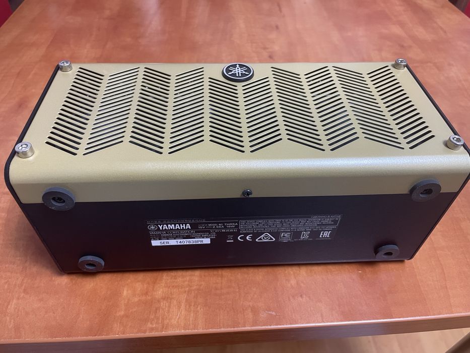 Amplificator chitara acustica Yamaha THR5A