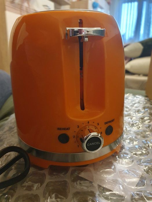 Тостер с марка Cappy в оранжев цвят