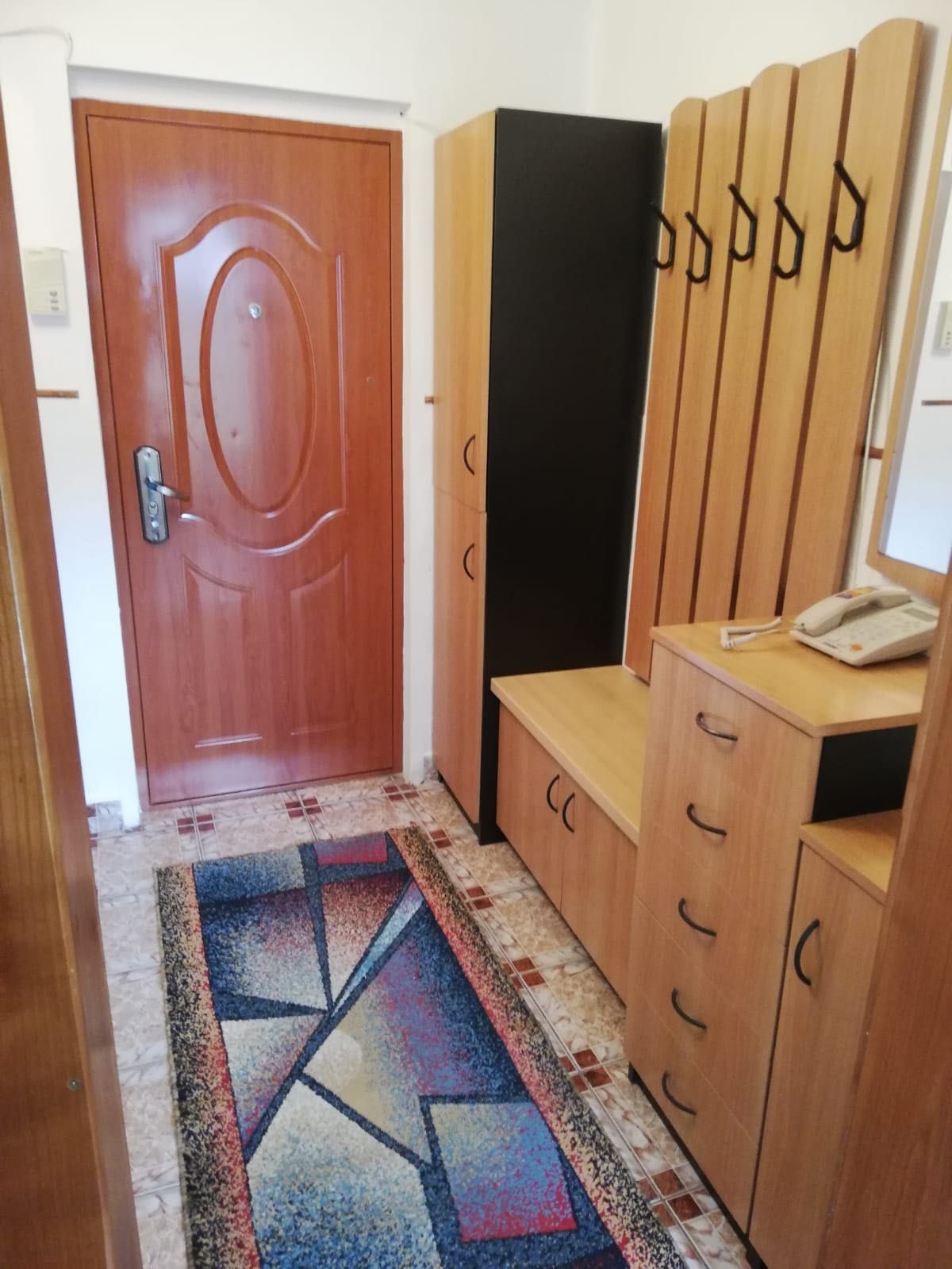 Apartament 2 camere, cartierul Tudor, etaj 1, preț avantajos