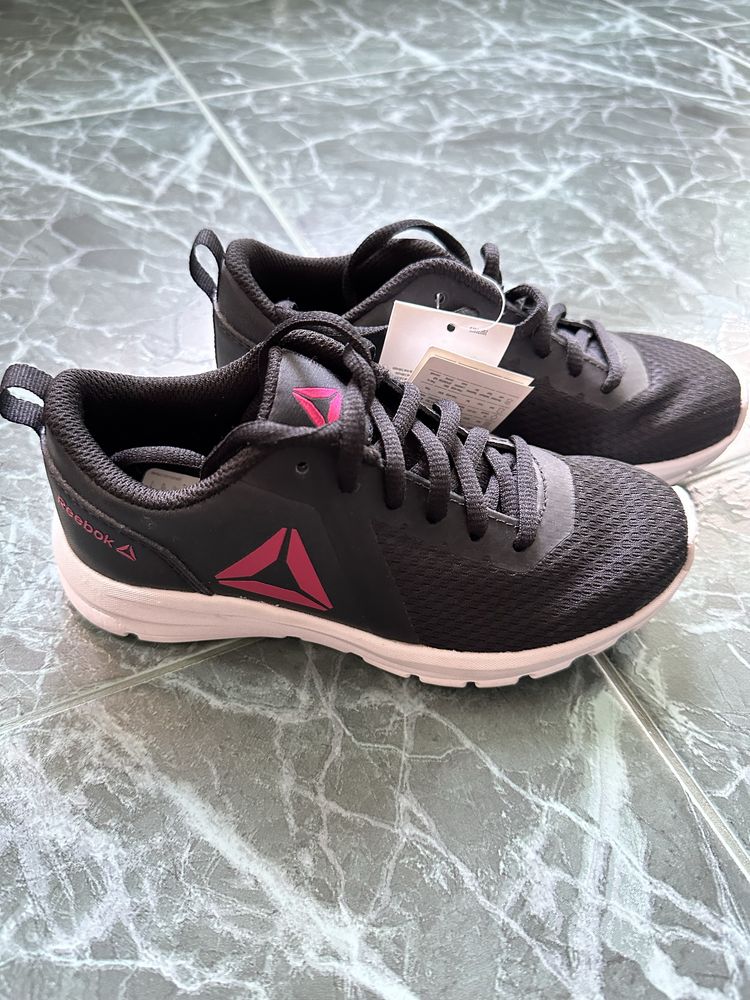 Маратонки за момиченце Reebok