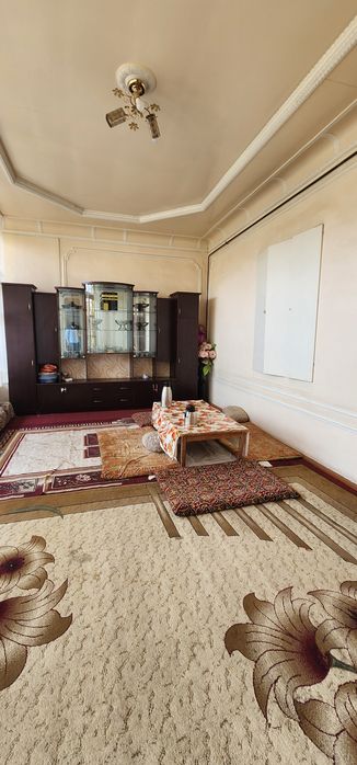 Хасанбой 1км от Пост Гаи место отличная 8соток фасад 20м 6комнатная