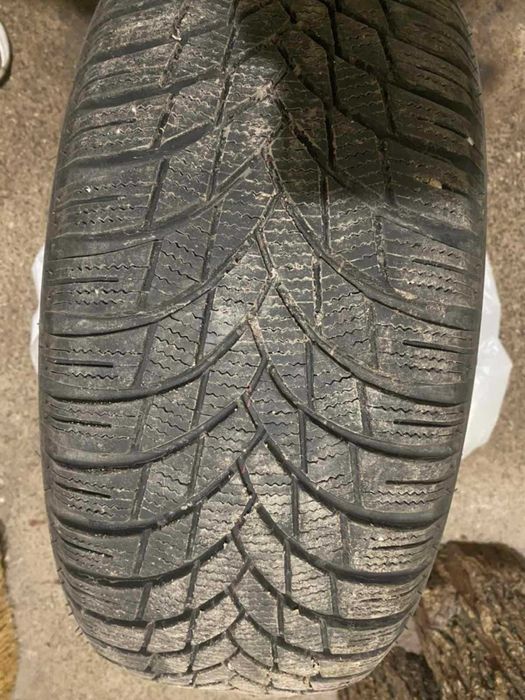 Зимни гуми Lassa 205/55 R16, 120 лв за комплект от 4 броя