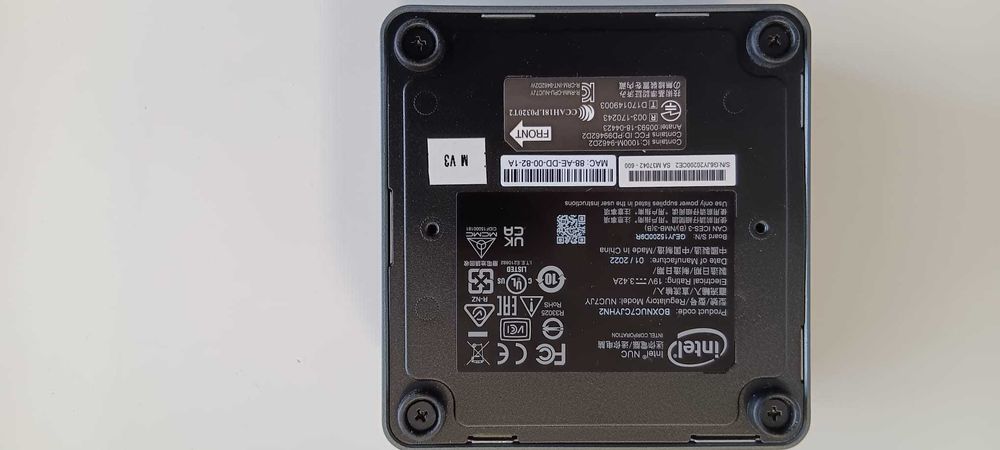 Kомпютър Intel NUC с Windows 11 PRO и MC Office PRO