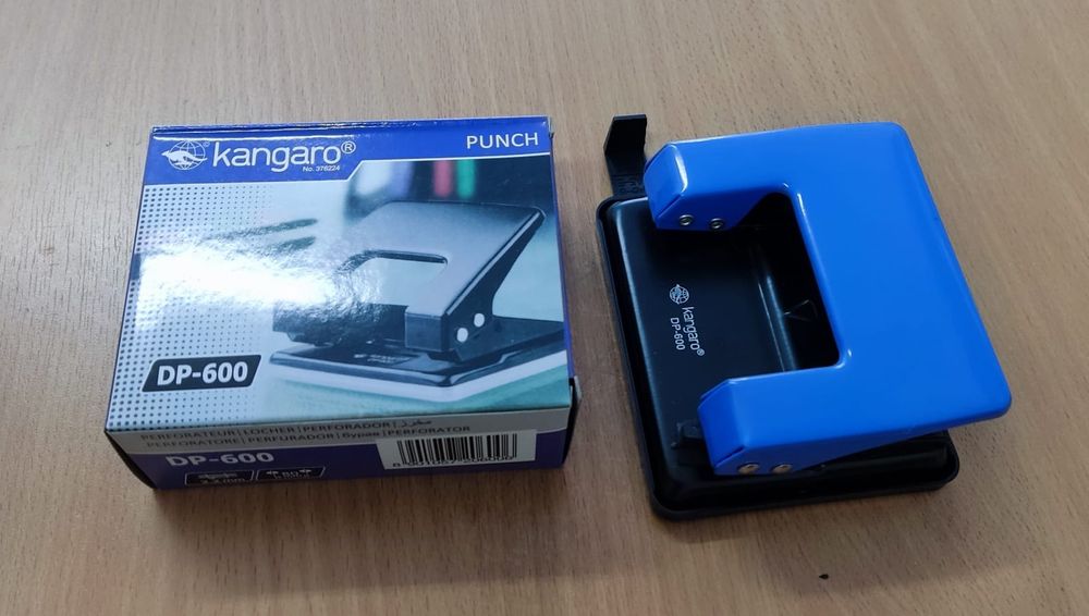 Продам дырокол 5 шт