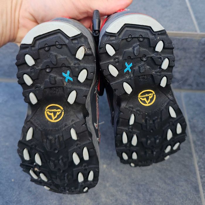 Vand adidasi copii La Sportiva