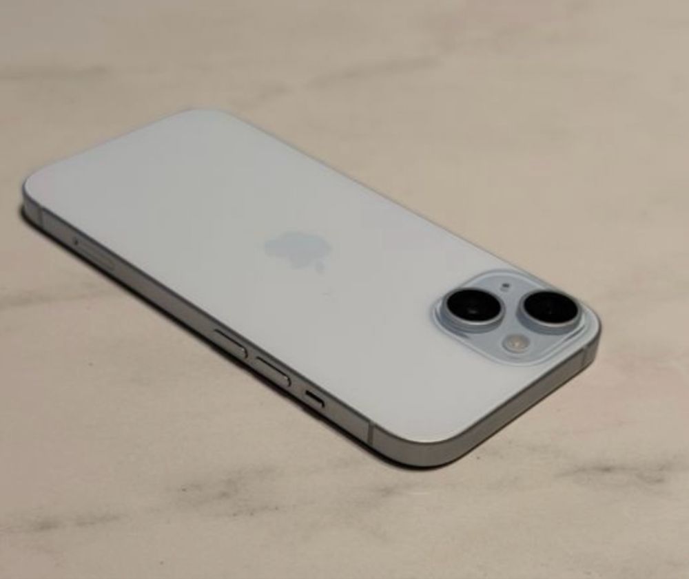 Iphone 15 работещ !!