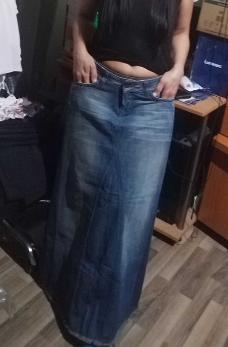 Дънкова пола -М / Л размер