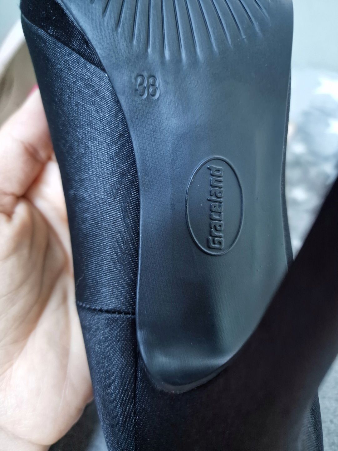 Pantofi cu toc noi Exist și Graceland m 38