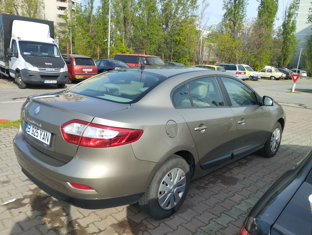 Renault fluence 2010, benzina GPL, mașina personală acte pe loc