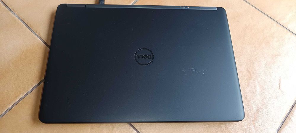 Laptop Dell Latitude E7250 I5 5300U 12.5 inch 256 SSD Ram 8Gb