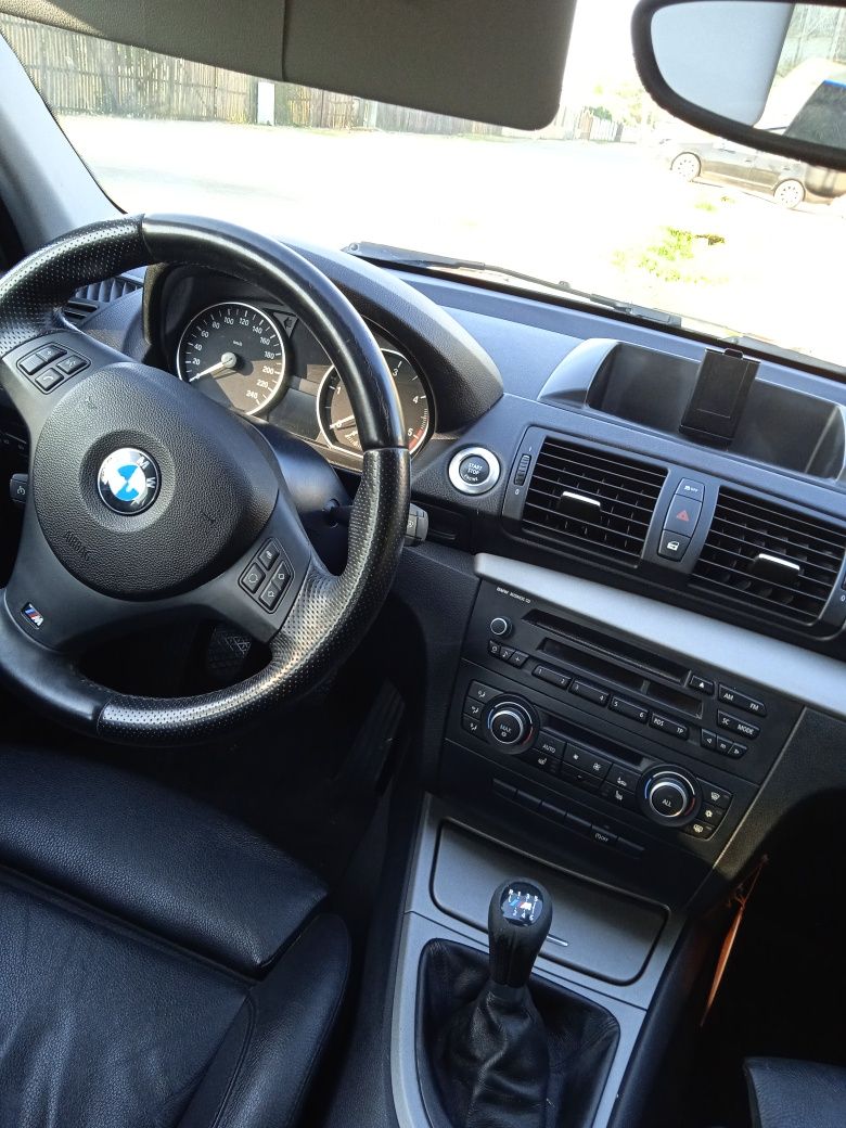 BMW seria 1 fabricație 2011
