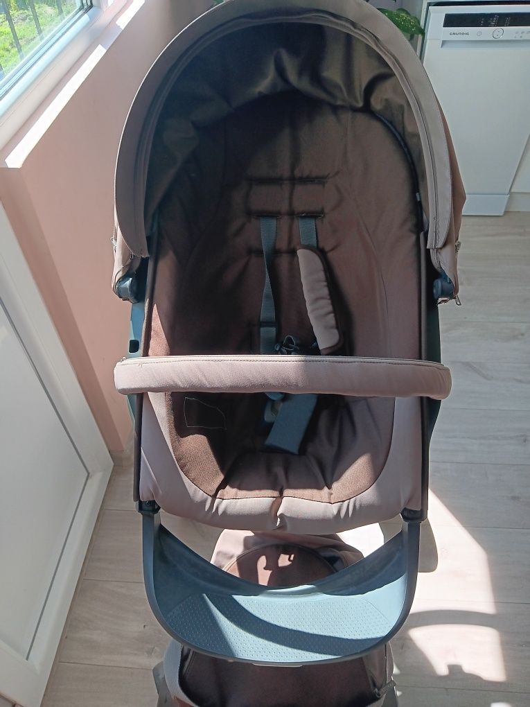 Бебешка количка Stokke Xplory V4