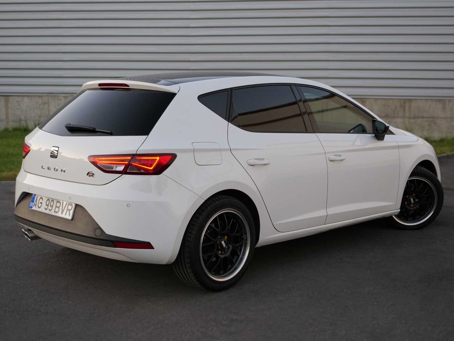 Seat LEON FR III versiune 5F  fara daune /propietar 150cp foarte dotat