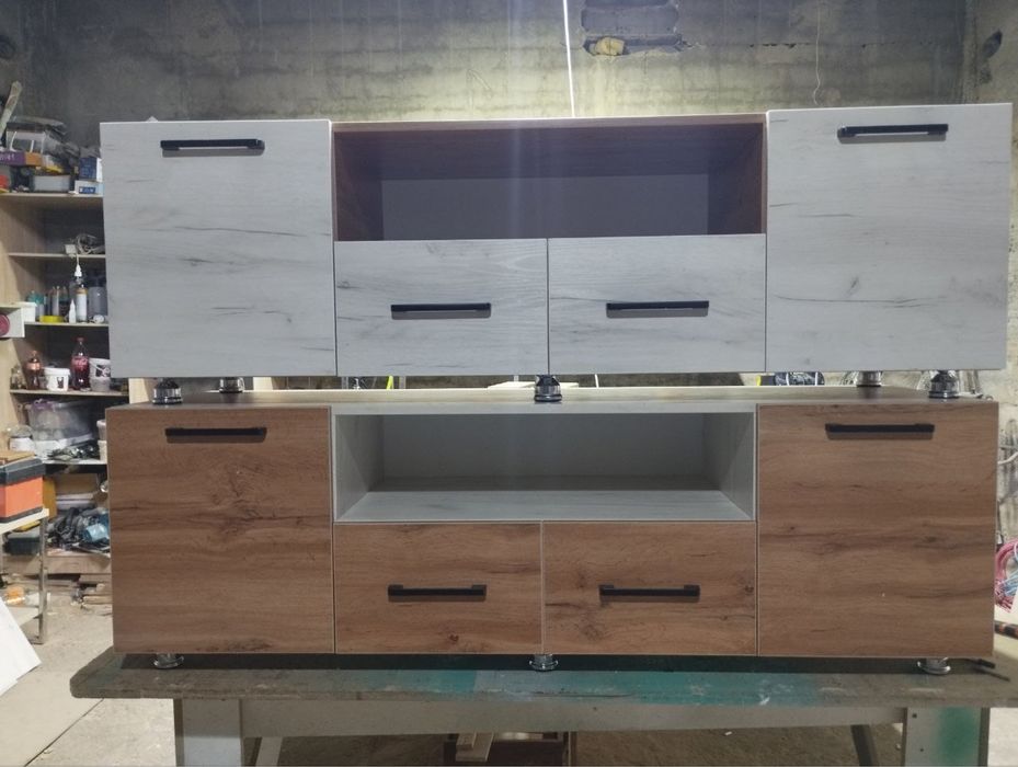 Тв тумба сффатли фарнитуралардан килинган