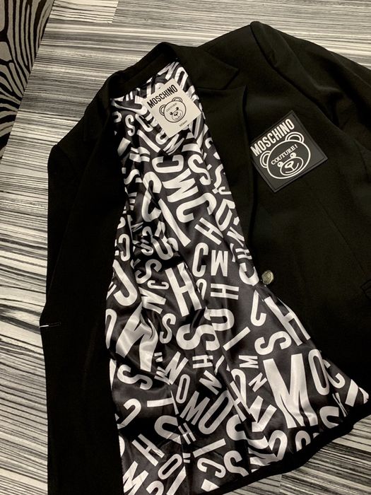 Sacou MOSCHINO -colecția noua-!poze reale 100% Marimi : S,M , L xl