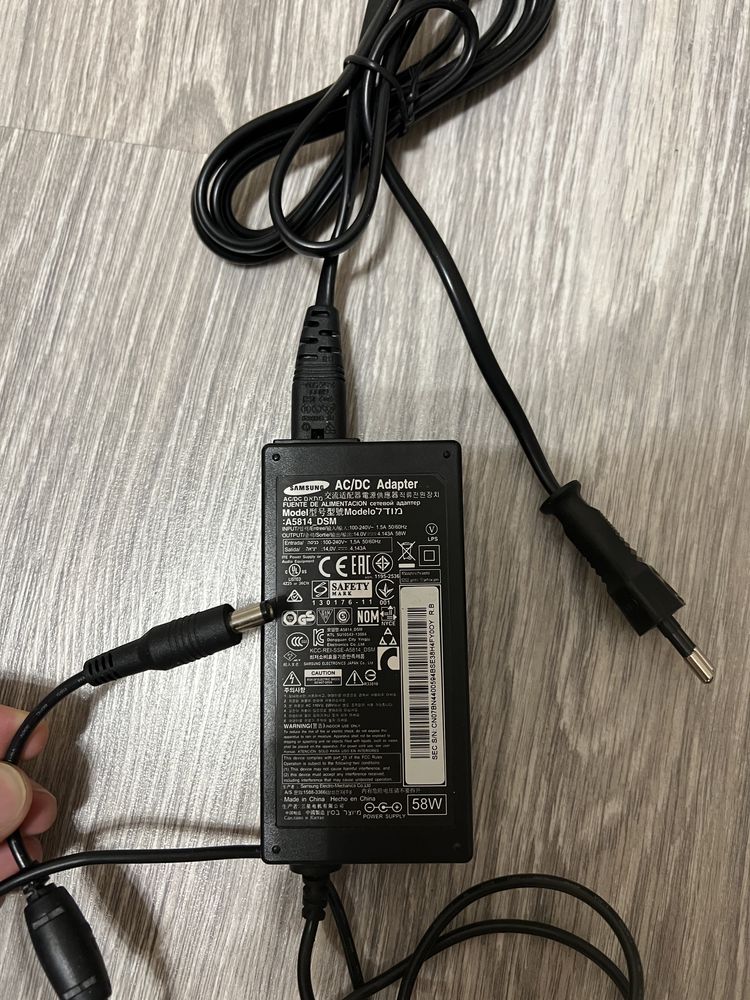 Оригинални зарядни адаптери за Toshiba